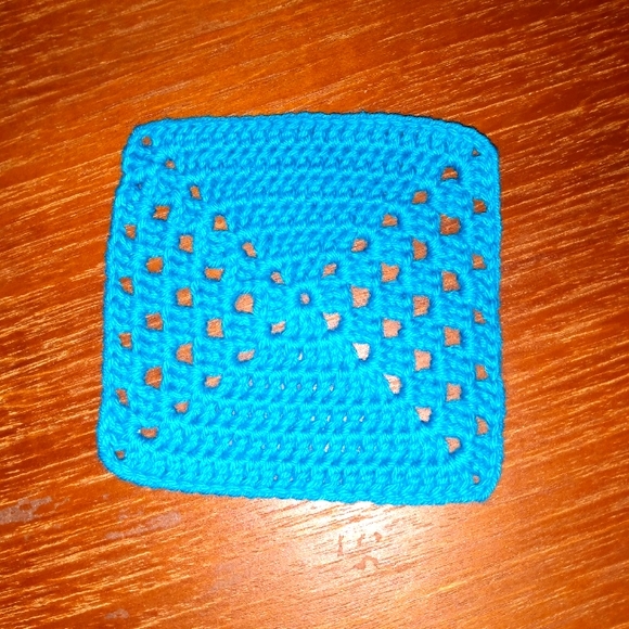 NEW Coasters Set of 4 Simplicity Turquoise Crochet HANDCRAFTED GIFT - Picture 8 of 10